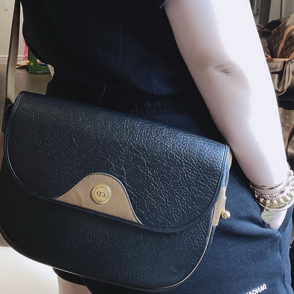 Dior crossbody bag - Picture 15 of 15